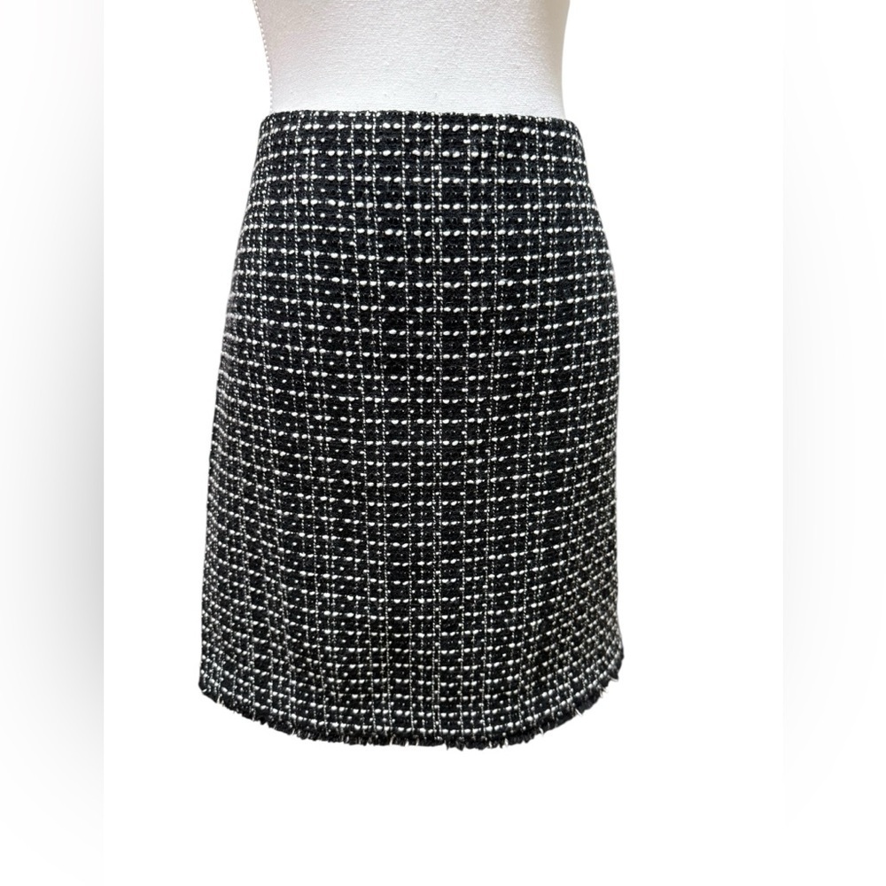Ann Taylor Wool Blend Plaid Pencil Skirt – Size 10 Petite - Picture 5 of 6
